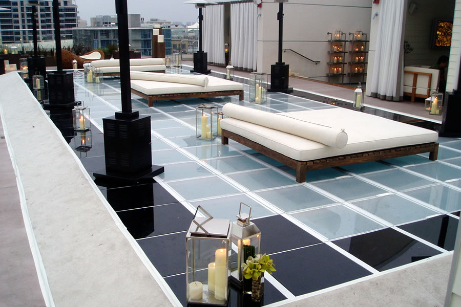 New York Roof Top Feature Commercial Pool Design by Omega Pool Structures, Inc